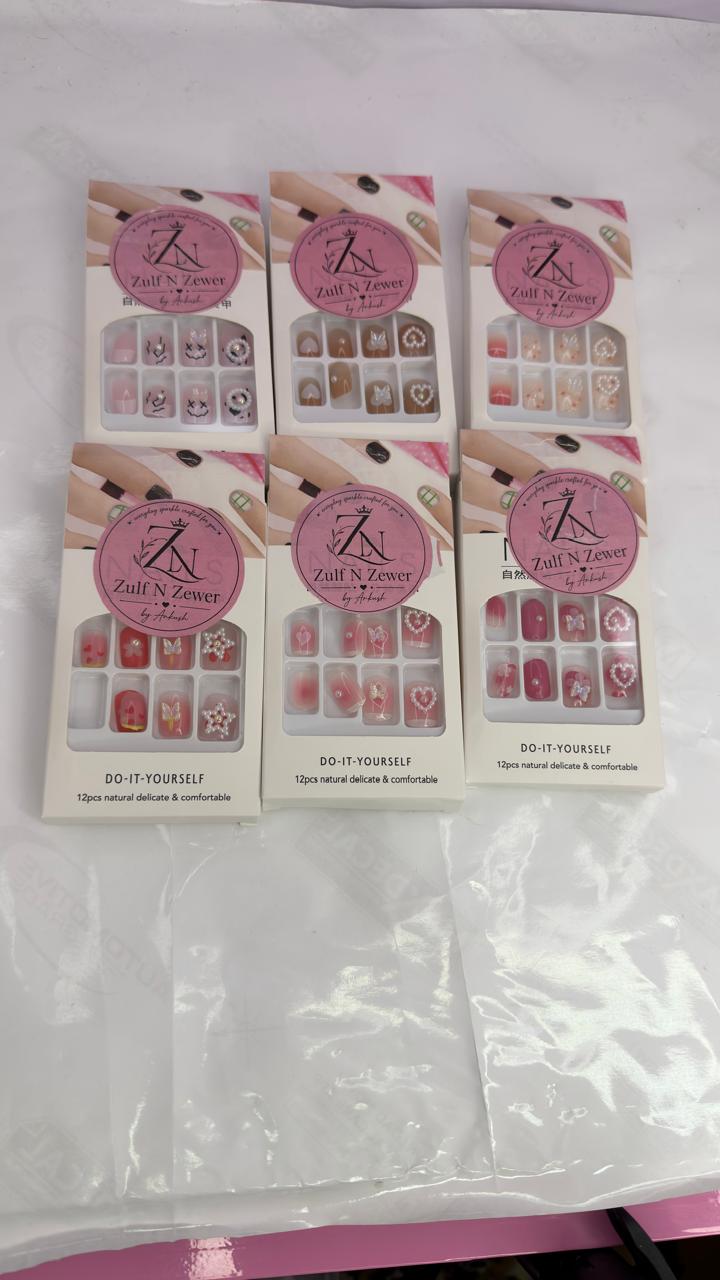 12-Piece DIY Press-On Nails – Elegant Reusable Artificial Nail Set