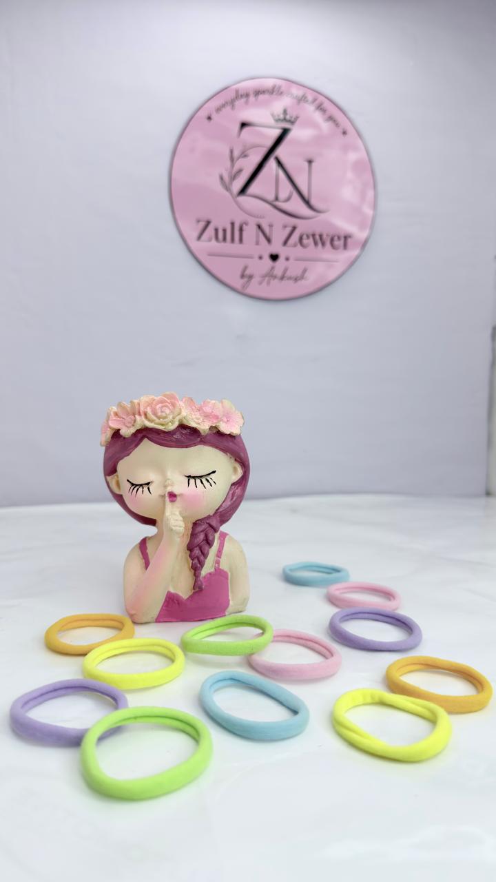 Soft Furry Hair Claw Clip – Plush Textured Hair Clip