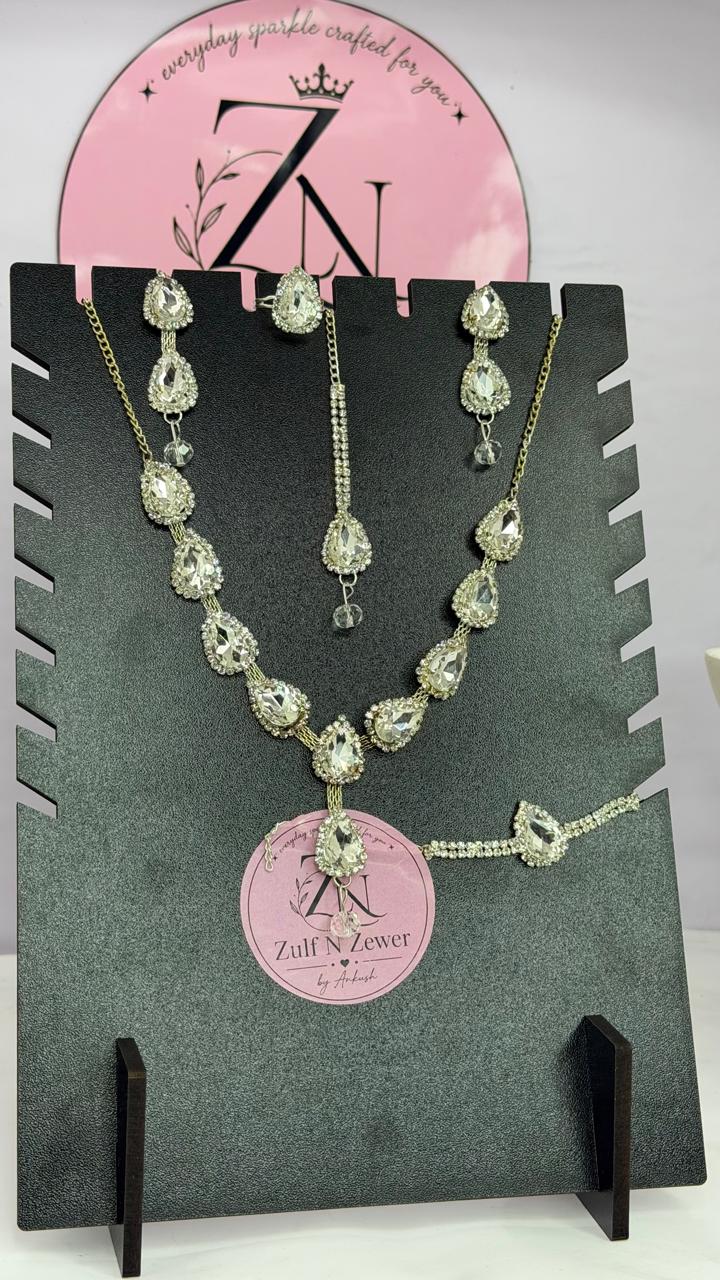Teardrop Necklace & Earring Jewellery Set