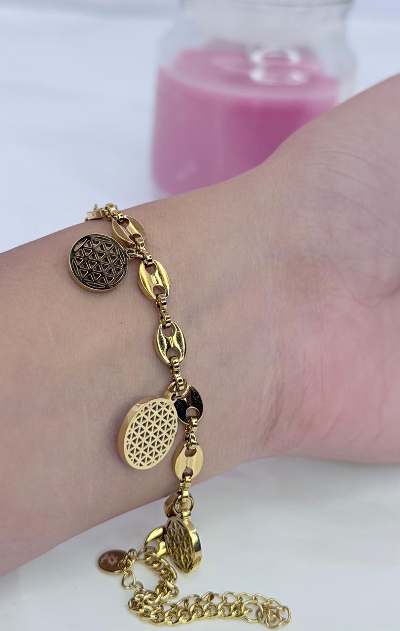 Elegant Gold-Tone Charm Bracelet