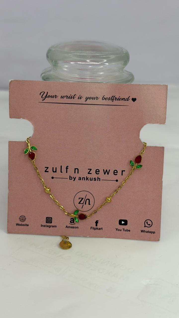 Elegant Floral Charm Bracelet