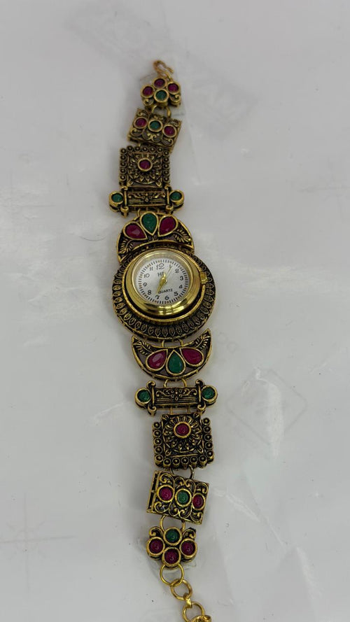 Antique-Style Bracelet Watch